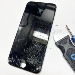 iPhone7 フロントパネル交換