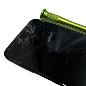 iPhoneSE2 フロントパネル交換