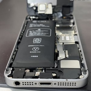 iPhone6S バッテリー交換