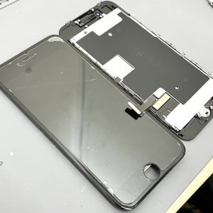 iPhoneSE2 液晶交換修理