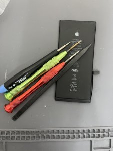 iPhone7プラス　バッテリー交換修理