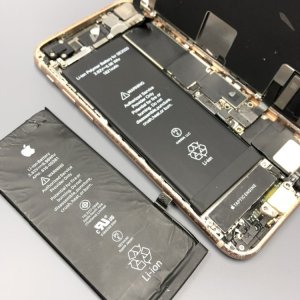 iPhone8 バッテリー交換