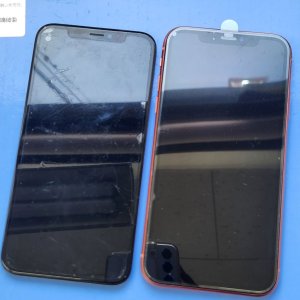 【iPhoneXR パネル交換】パネルが割れたままより、きれいに修理して新年度を迎えませんか!お問い合わせお待ちしております!!