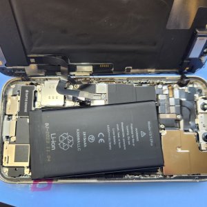 【iPhone12Pro バッテリー交換】バッテリーの経年劣化が進むと様々な不具合の原因となります!気になる方は当店までご相談下さいませ!｜沼田市沼須町