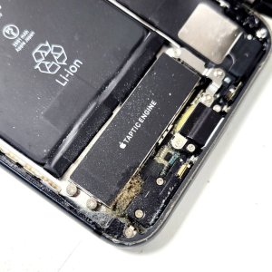 iPhone8Plus フロントパネル交換