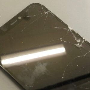 iPhone12 フロントパネル交換