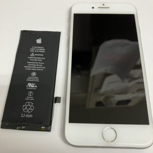 iPhone8 バッテリー交換