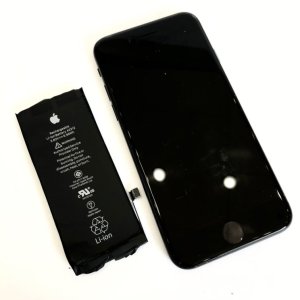iPhone SE2 バッテリー交換
