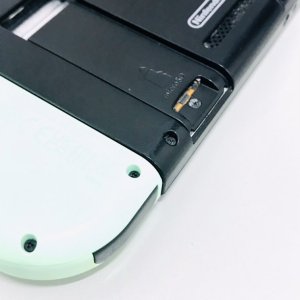 Nintendo Switch SDカードスロット修理