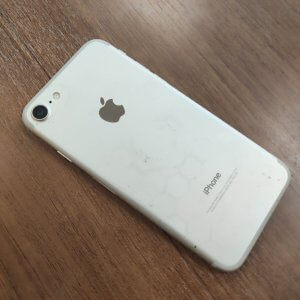 iPhone7 カメラレンズ交換修理