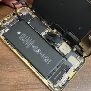 iPhoneXR バッテリー交換