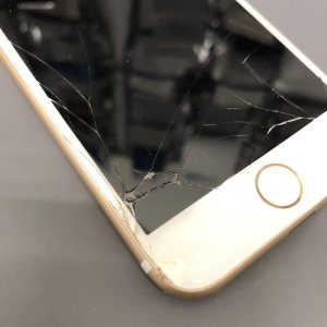 iPhone7 落下破損 液晶交換