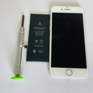 iPhone８　バッテリー交換