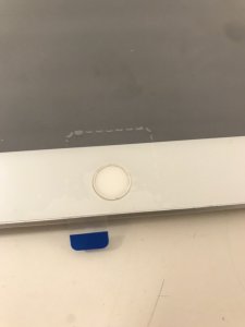 iPad6　ホームボタン交換修理