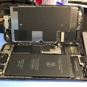 iPhone8 水没 液晶交換修理