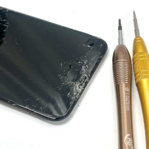 iPhoneSE3 液晶交換修理