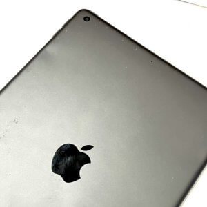 iPad9 アウトカメラ修理