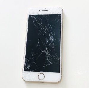 iPhone8 フロントパネル交換