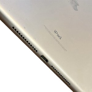 【充電不可】iPad第5世代 ドッグコネクタ―交換修理