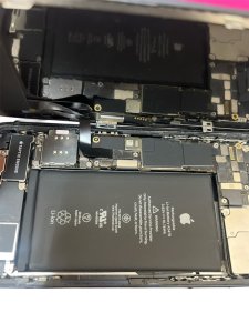 iPhone12 バッテリー交換