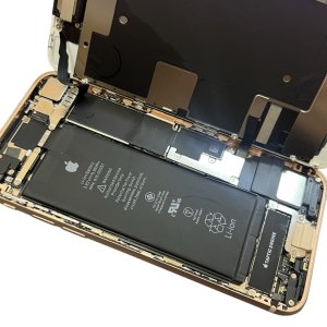iPhone8 バッテリー交換