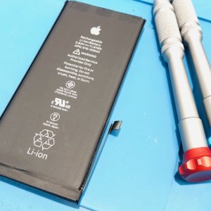 iPhone8 バッテリー交換