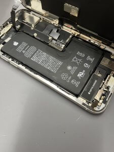 iPhoneXS　バッテリー交換