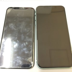 iPhone11 パネル交換