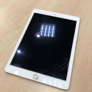 iPadAir2 アイパッドエア2　液晶交換