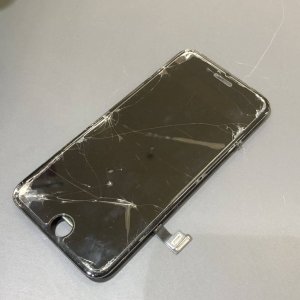 iPhone8　パネル交換