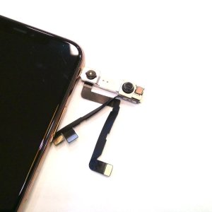 iPhone11ProMax インカメラ修理