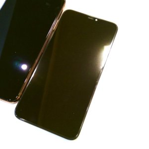 iPhone11ProMax フロントパネル交換