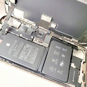 iPhone XSmax バッテリー交換