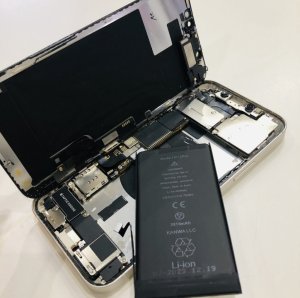 Phone12 バッテリー交換