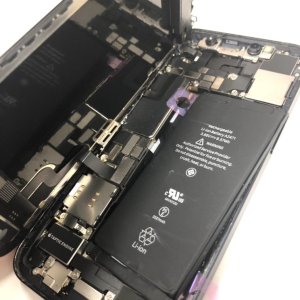 iPhoneXR バッテリー交換