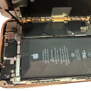 iPhone8　バッテリー交換修理