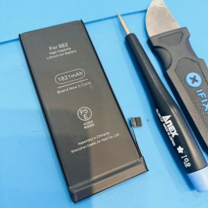 iPhoneSE2　バッテリー交換