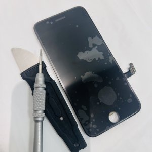 iPhoneSE3　フロントパネル交換