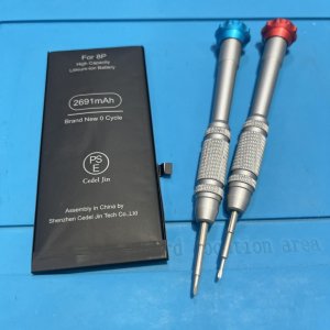 iPhone8+ バッテリー交換