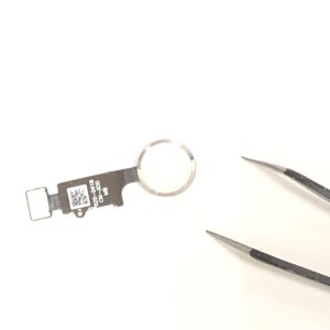 iPhone8 ホームボタン修理