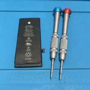 iPhone8 バッテリー交換