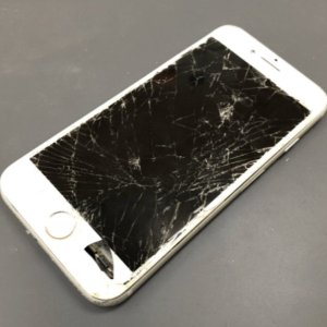 iPhone7 液晶交換修理