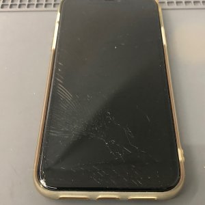 iPhone11   液晶パネル交換修理