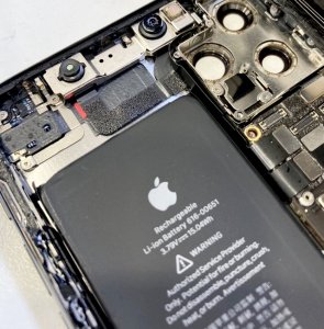 iPhone11 Pro Max 水没処置&液晶交換&バッテリー交換