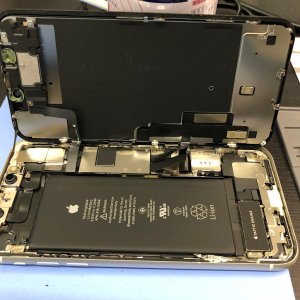 iPhone11 バッテリー交換修理