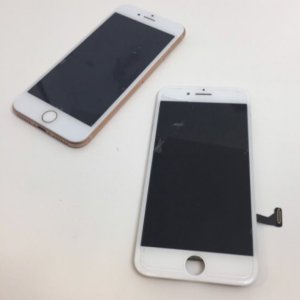 iPhone8 液漏れ 液晶交換修理