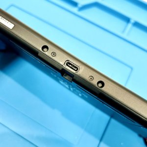 Nintendo Switchのドックコネクター交換修理