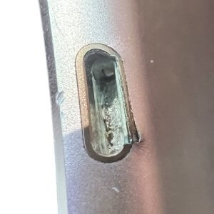 iPad Air5 コネクタ清掃 点検