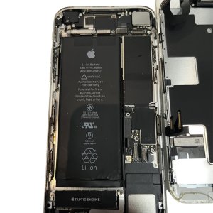 iPhone8 バッテリー交換