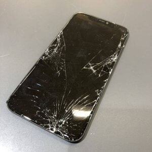 iPhone11　液晶交換